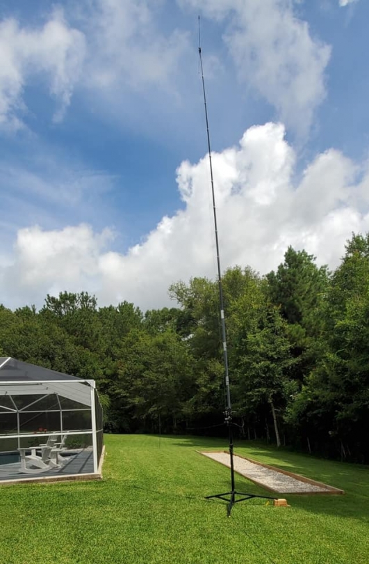 Bill, NA5DX used this antenna to log 537 FD Qs in class 1B1C.